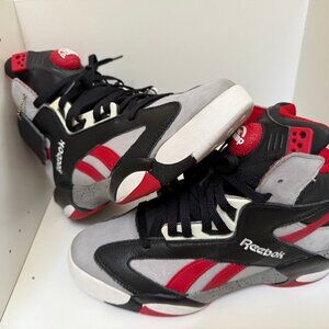 USED - Reebok Shaq Attaq Brick City size 9.5 brand new 2013